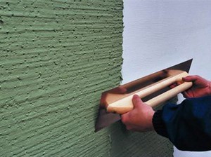 Оштукатуривание фасада декоративной штукатуркой. Как выполняется оштукатуривание фасадов и можно ли это сделать своими руками12