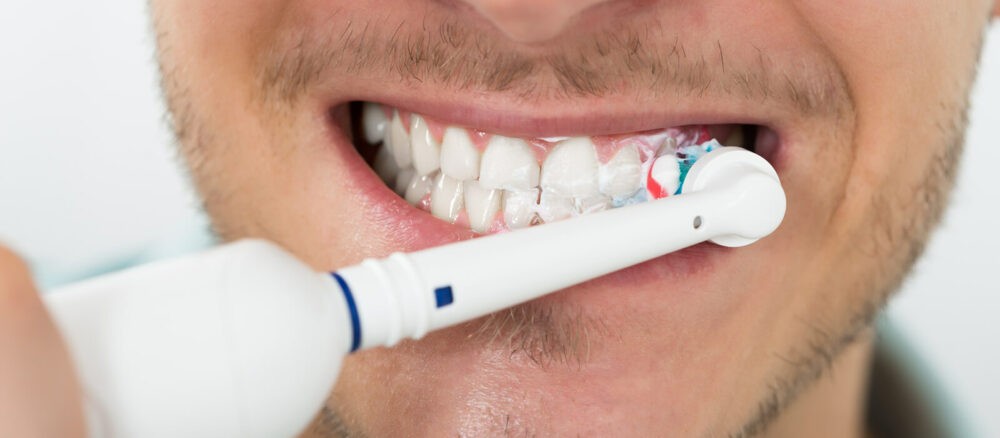 Подробнее о статье Обсуждение электрических и ручных зубных щеток